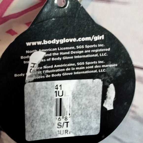 New Without tags. "Body Glove" woman's bikini bottoms - Picture 9 of 12